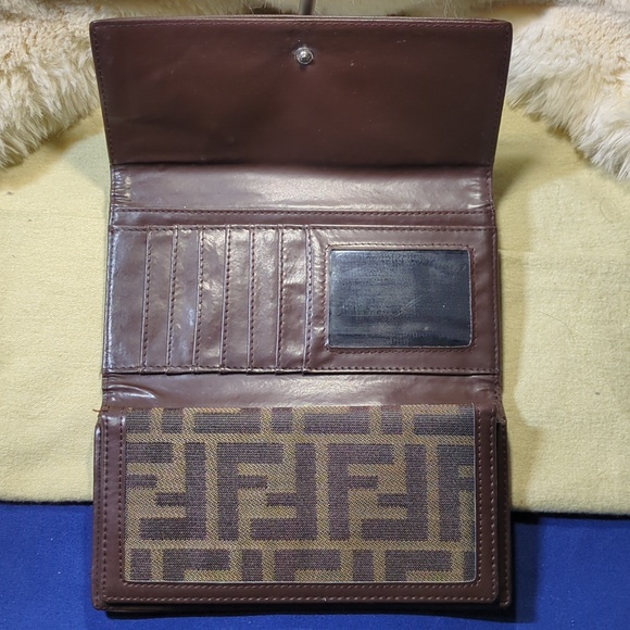 Vintage Fendi Brown/Gold Zucca Continental Wallet / FFCharm/CheckBook Insert$250 - Picture 11 of 14